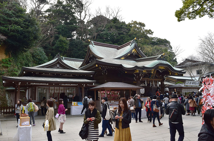 Enoshima Hetsunomiya Shrine