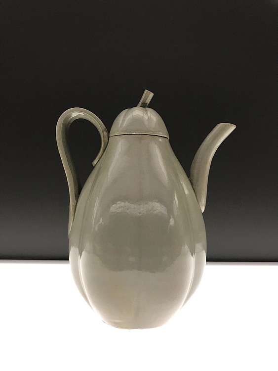 Chinese Gourd-Shaped Ewer and Cover